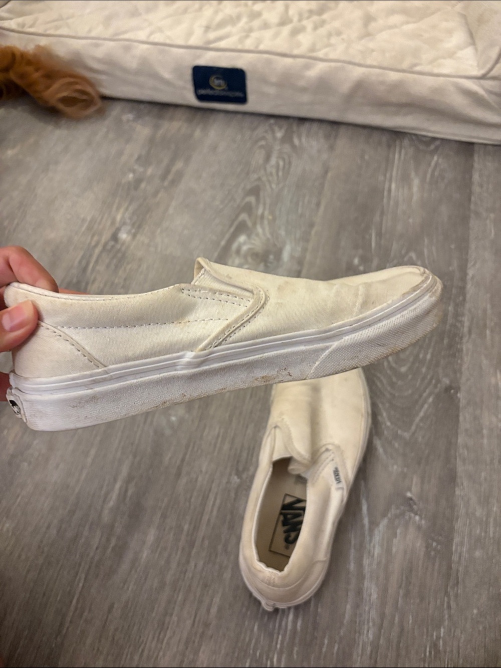 Vans - Picture 2 of 4